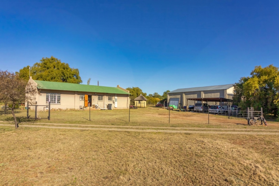 4 Bedroom Property for Sale in Kroonstad Rural Free State